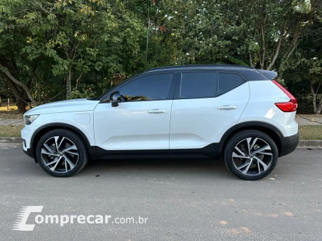 XC40 1.5 T5 Hybrid R-design FWD Geartronic