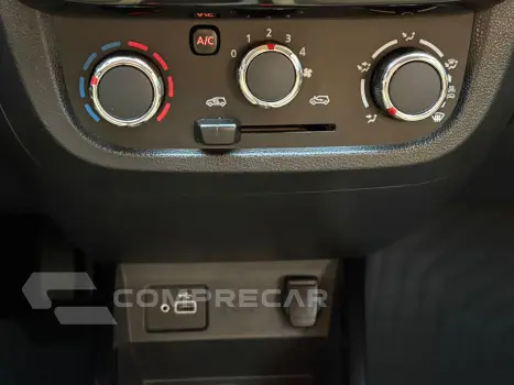 KWID 1.0 12V SCE Outsider