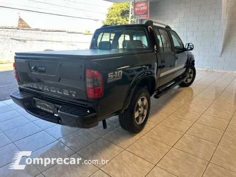 S10 2.4 MPFI Executive 4X2 CD 8V
