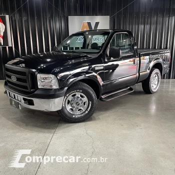 FORD F-250 4.2 XLT 4X2 CS V6 2 portas