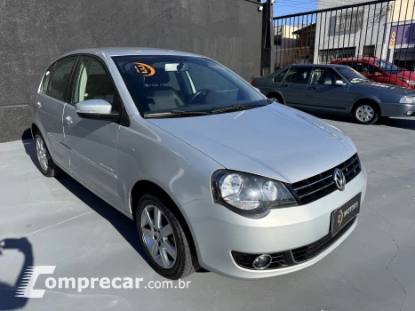 POLO SEDAN 2.0 MI Comfortline 8V