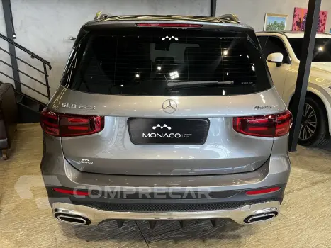 GLB 220 2.0 16V 4P MHEV AMG LINE 4MATIC DCT AUTOMÁTICO