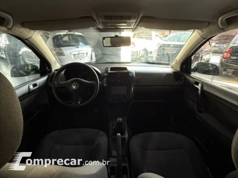 POLO - 1.6 MI 8V 4P MANUAL