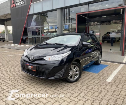 Toyota YARIS 1.5 16V XL Plus Connect 4 portas
