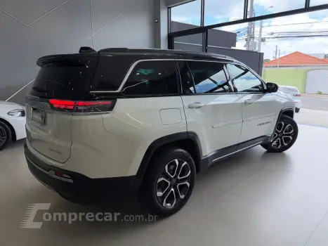 COMMANDER 1.3 T270 Turbo Limited