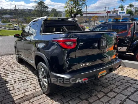 TORO 2.0 16V Turbo Volcano 4WD AT9
