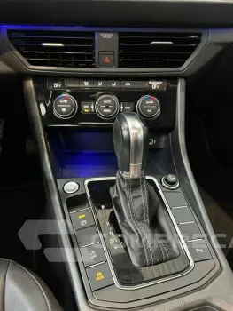 JETTA R-LINE 250 TSI 1.4 FLEX 16V AUT.