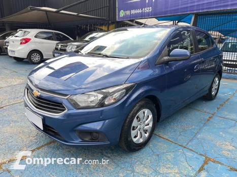 CHEVROLET Onix 4 portas
