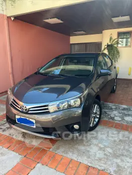 Toyota Corolla 2.0 xei 16v 4 portas