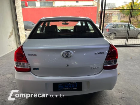 ETIOS 1.5 XS Sedan 16V