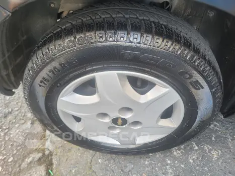 CELTA 1.0 MPFI Life 8V