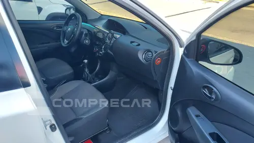 ETIOS 1.5 X Plus Sedan 16V