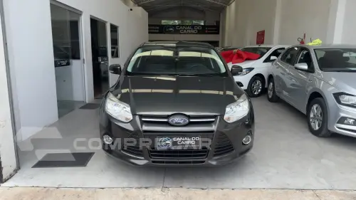 FOCUS 1.6 S Sedan 16V