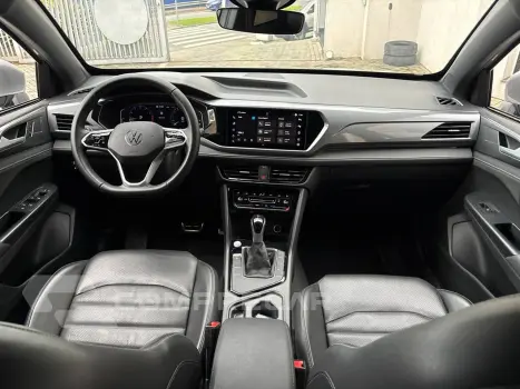 TAOS Highline 1.4 250 TSI Flex Aut. BLINDADO