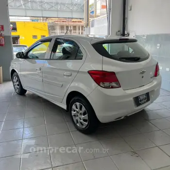 ONIX HATCH LT 1.0 8V FlexPower 5p Mec.