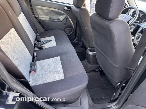 FIESTA 1.6 MPI Sedan 8V