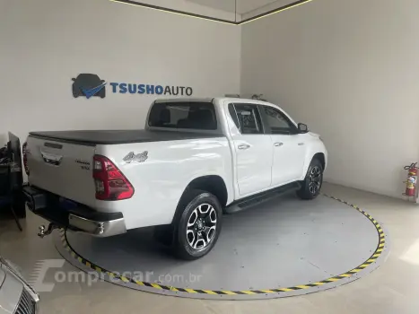 HILUX 2.8 D-4D TURBO CD SRX 4X4 AUTOMÁTICO