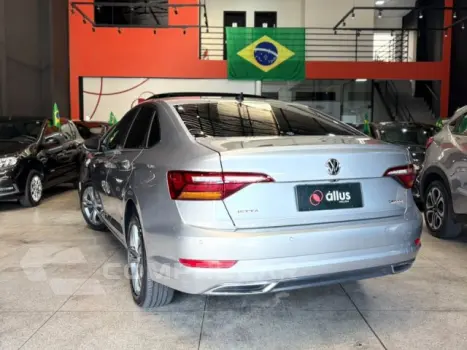 JETTA - 1.4 250 TSI TOTAL R-LINE TIPTRONIC