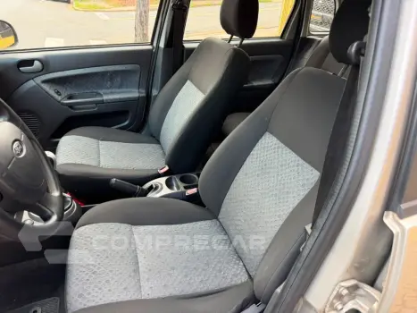 Fiesta 1.6 8V Flex/Class 1.6 8V Flex 5p