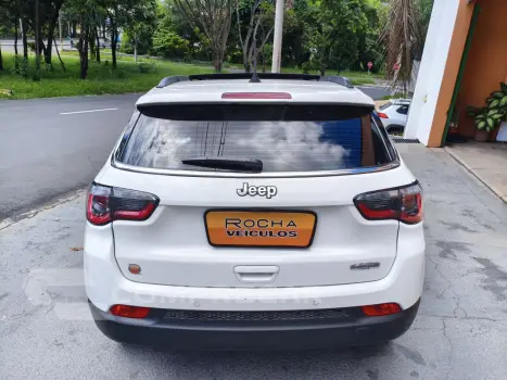 Compass 2.0 16V 4P LONGITUDE FLEX AUTOMÁTICO