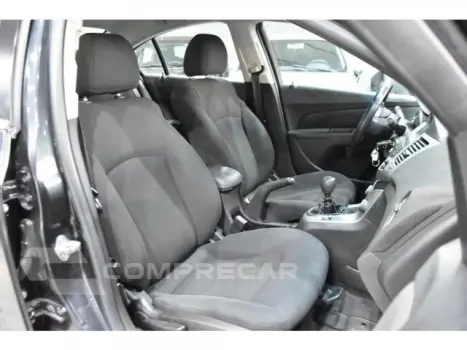 CRUZE SEDAN - 1.8 LT 16V 4P MANUAL