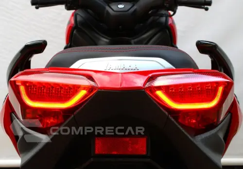 YAMAHA XMAX ABS
