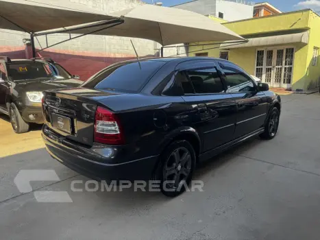 Astra Sedan 1.8 4P GL ALCOOL