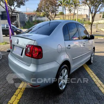 POLO SEDAN 1.6 MI COMFORTLINE 8V FLEX 4P MANUAL