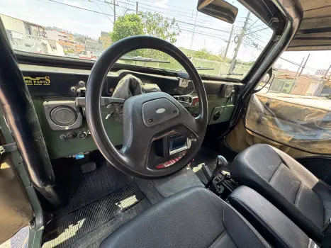 JEEP 2.6 6 Cilindros 12V