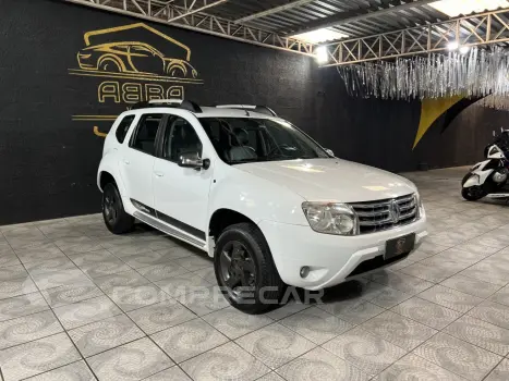 Renault DUSTER 1.6 DYNAMIQUE 4X2 16V FLEX 4P MANUAL 4 portas