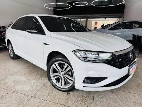 JETTA R-LINE 250 TSI 1.4 FLEX 16V AUT.