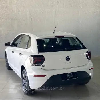 Polo Track 1.0 Flex 12V 5p