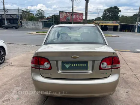 CLASSIC 1.0 MPFI Sedan 8V