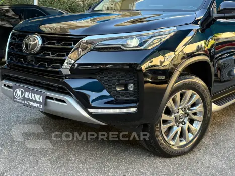 HILUX SW4 2.8 D-4d Turbo SRX 7L 4X4