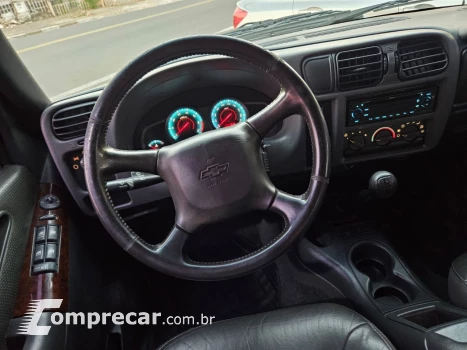 S10 P-Up Executive 2.4 MPFI F.Power CD