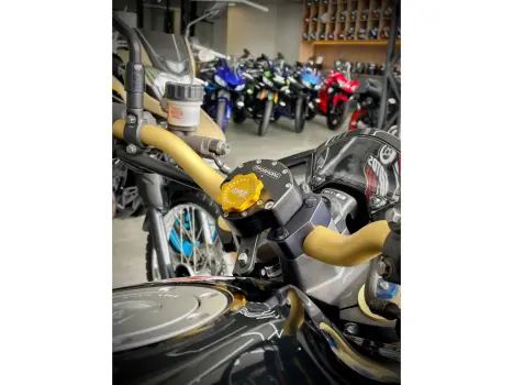 CB 1000R