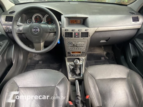 VECTRA 2.0 MPFI Gt-x Hatch 8V