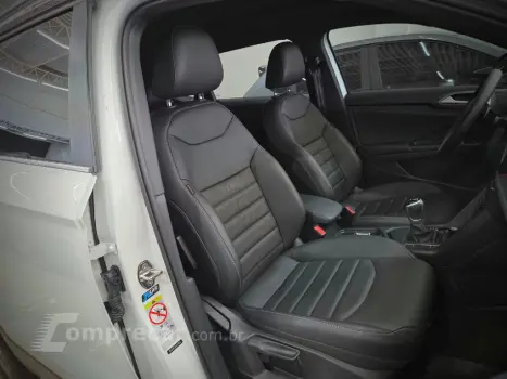 TAOS 1.4 250 TSI TOTAL FLEX HIGHLINE AUTOMÁTICO