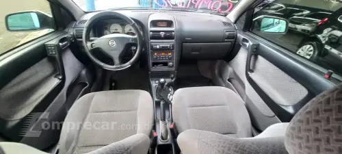 ASTRA 2.0 SFI CD Sedan 16V