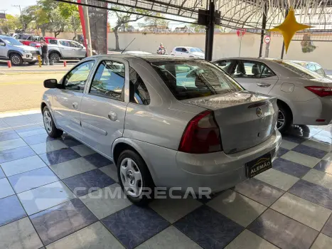 CORSA 1.4 MPFI Maxx Sedan 8V