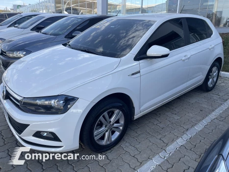 Volkswagen POLO 1.0 200 TSI Comfortline 4 portas