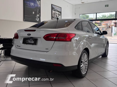 FOCUS 2.0 SE Plus Sedan 16V