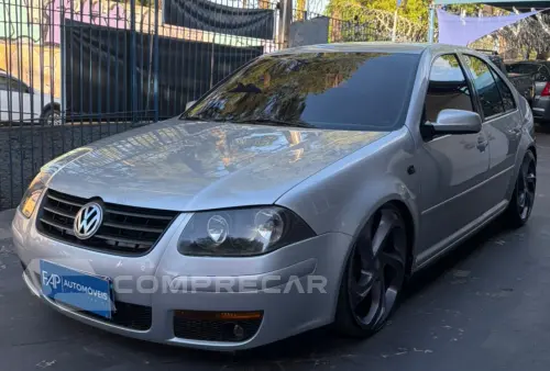 Volkswagen Bora 2.0 4P FLEX 4 portas