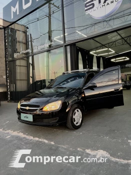CORSA 1.0 MPFI Classic Sedan Life 8V