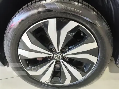 T-CROSS 1.0 200 TSI TOTAL FLEX AUTOMÁTICO