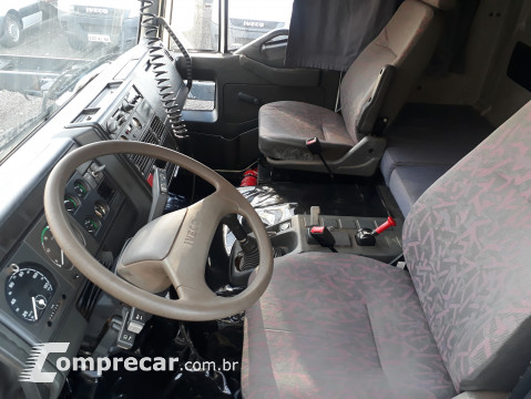 Iveco cavallino 320