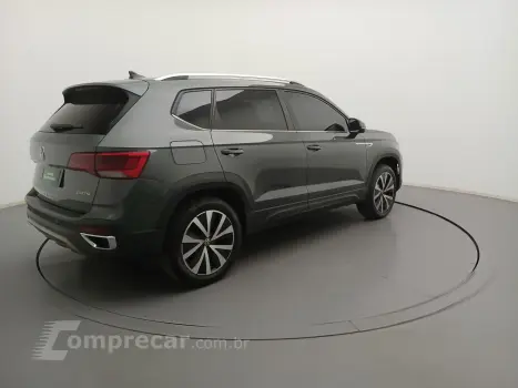 TAOS 1.4 250 TSI TOTAL FLEX HIGHLINE AUTOMÁTICO