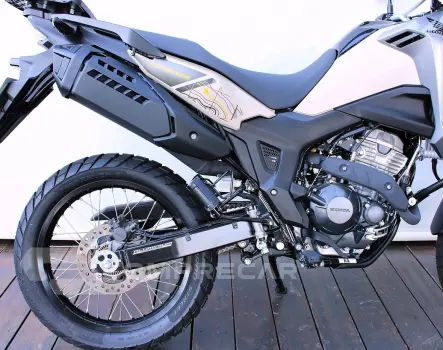 HONDA XRE 300 SAHARA ADVENTURE