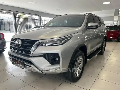 Toyota HILUX SW4 4 portas