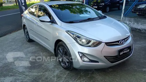 Hyundai ELANTRA 2.0 GLS 16V 4 portas